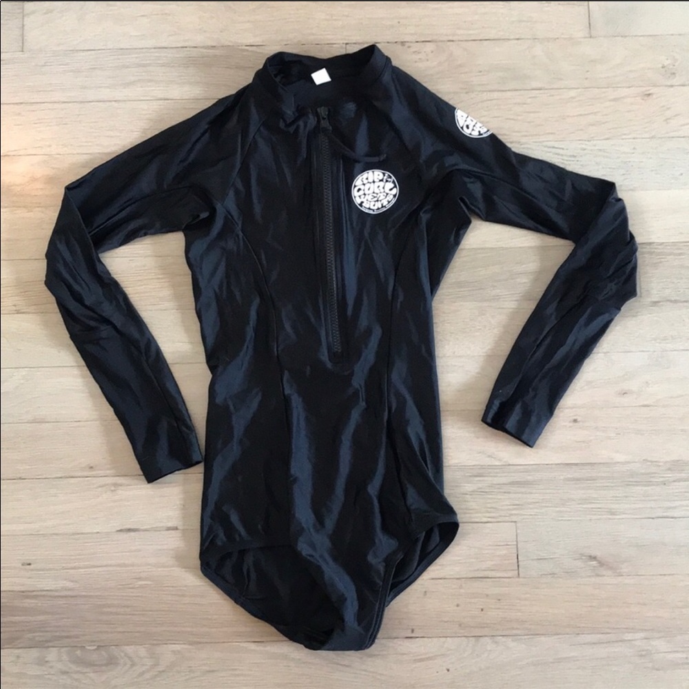 NWOT Rip Curl rash guard bathing swim suit size 6